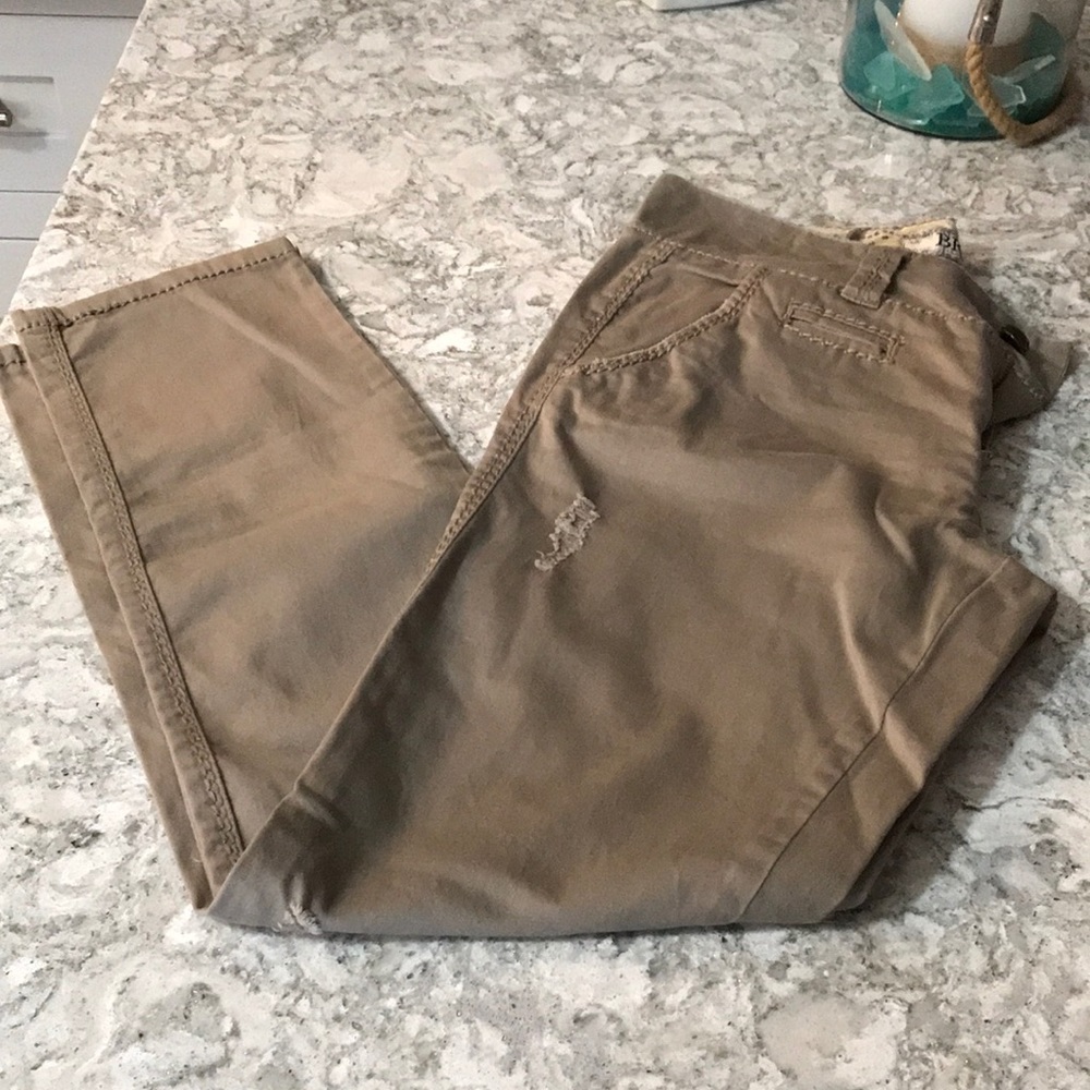 Buckle brand cropped pants
